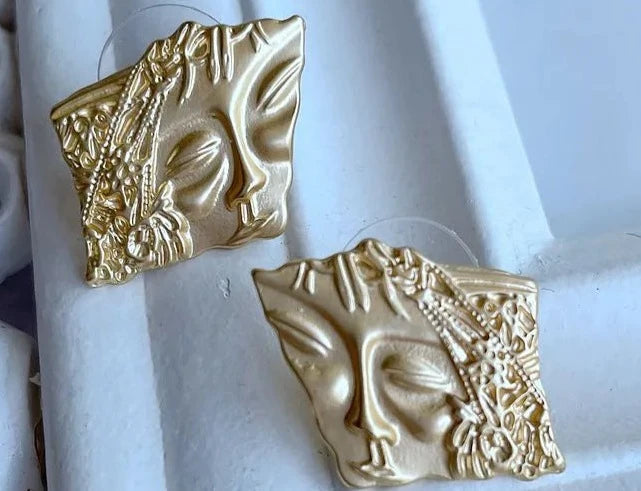 Golden earings